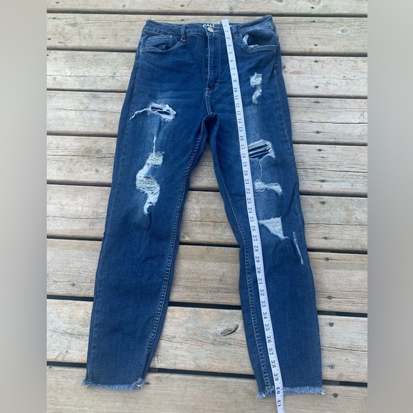 Cali Ultra High Rise Skinny Distressed Jeans - Dark Wash - Size 15 - Picture 10 of 11